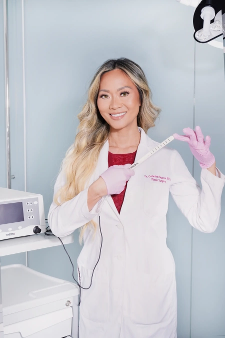 Dr Cat and Thermiva